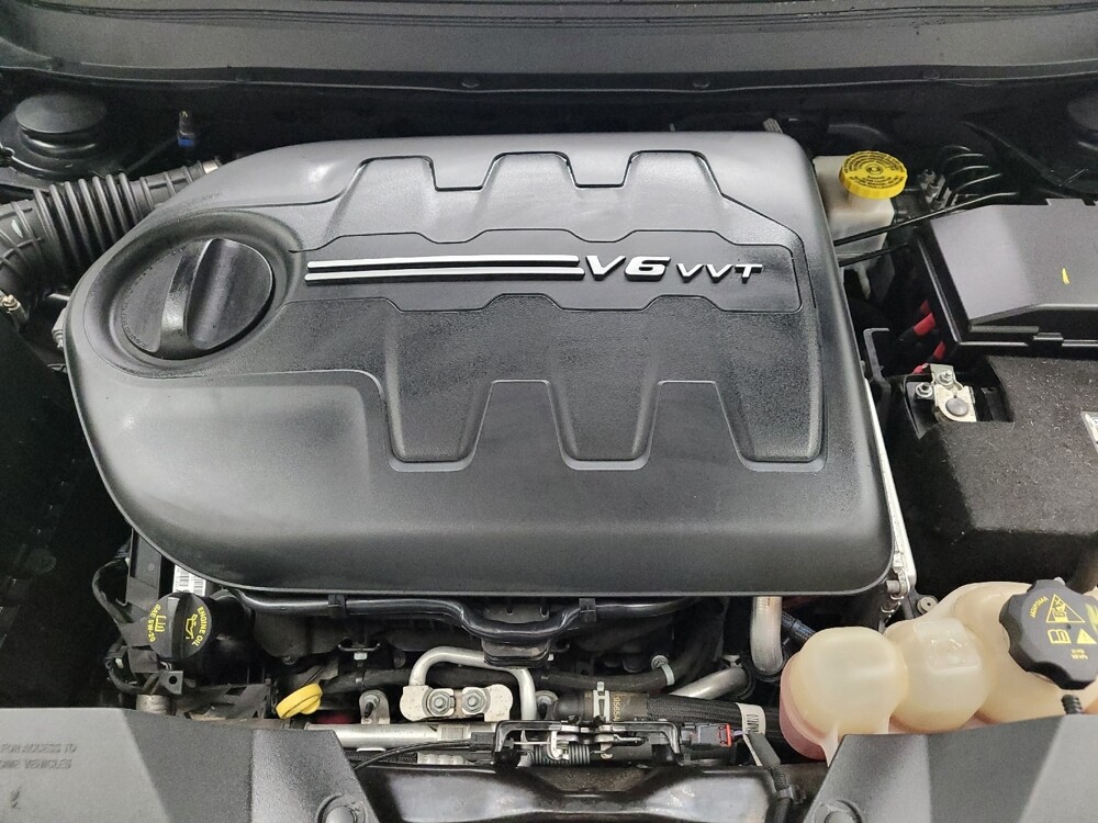 2019 Jeep Cherokee in Eastpointe, MI 48021 - 18127396 30