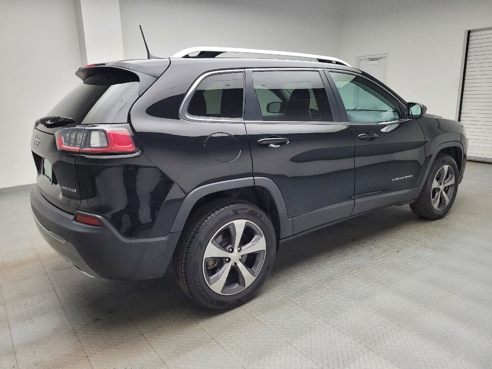 2019 Jeep Cherokee in Eastpointe, MI 48021 - 18127396 10