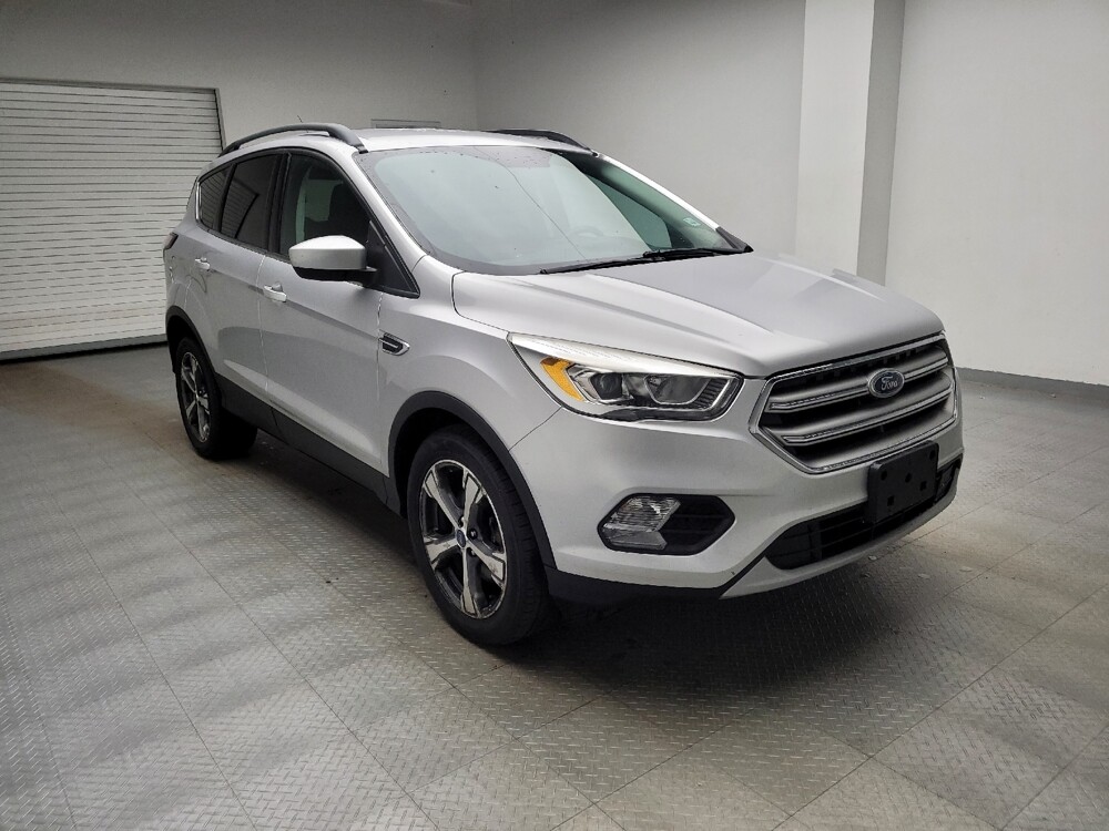 2017 Ford Escape in Taylor, MI 48180 - 18127398 13