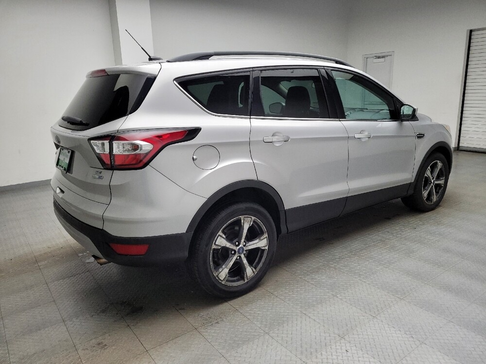 2017 Ford Escape in Taylor, MI 48180 - 18127398 10