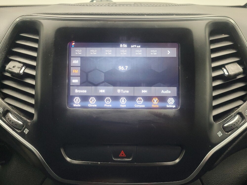 2019 Jeep Cherokee in Highland, IN 46322 - 18127399 25