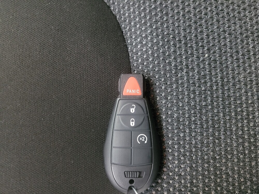 2019 Jeep Cherokee in Highland, IN 46322 - 18127399 32