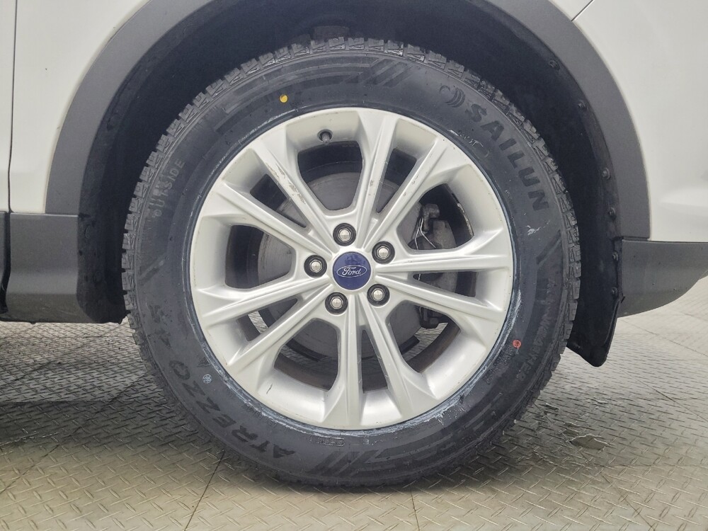 2017 Ford Escape in Ft Wayne, IN 46805 - 18127400 31