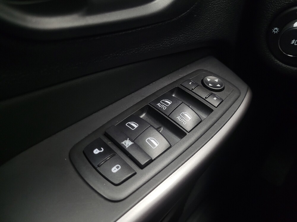 2021 Jeep Cherokee in Highland, IN 46322 - 18127401 27