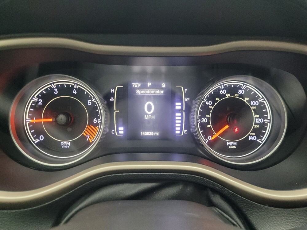 2015 Jeep Cherokee in Ft Wayne, IN 46805 - 18127403 23