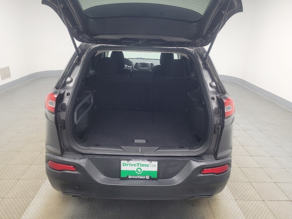 2015 Jeep Cherokee in Ft Wayne, IN 46805 - 18127403 29