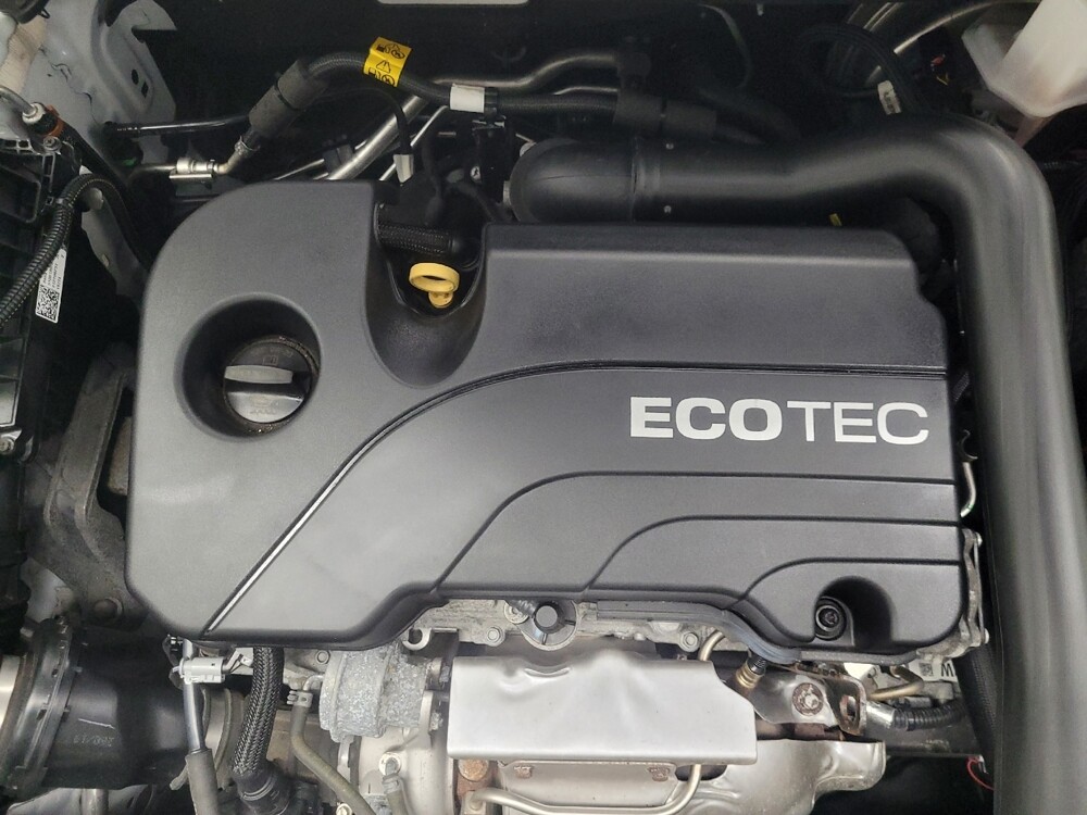 2020 Chevrolet Equinox in Highland, IN 46322 - 18127405 30