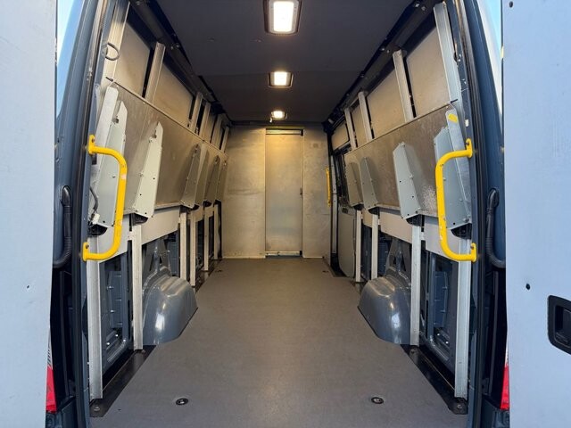 2019 Mercedes-Benz Sprinter in Knoxville, TN 37920 - 18127407 8