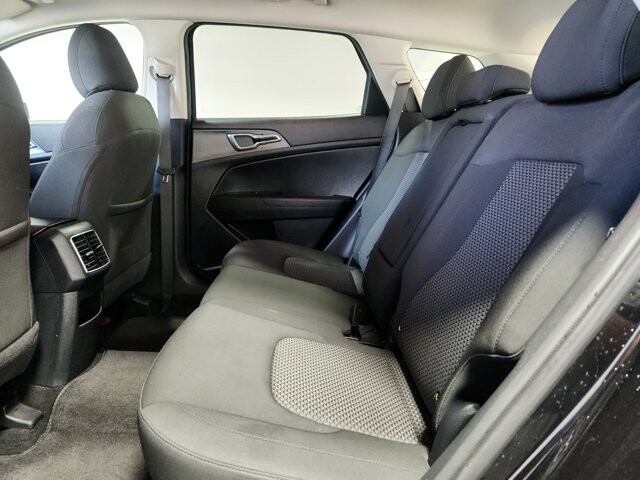 2024 Kia Sportage in Cinnaminson, NJ 08077 - 18127412 13