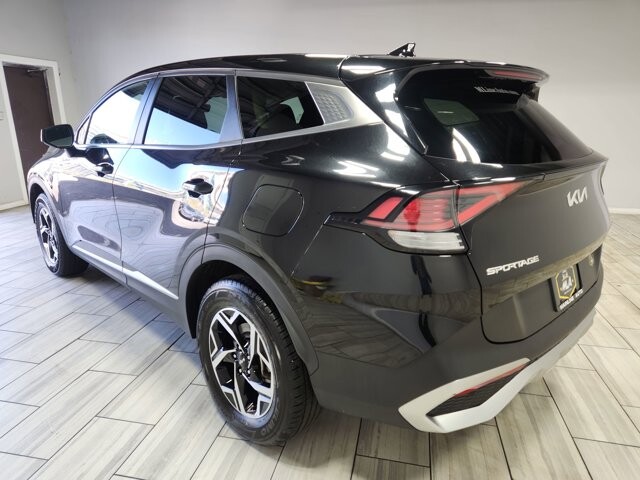2024 Kia Sportage in Cinnaminson, NJ 08077 - 18127412 3