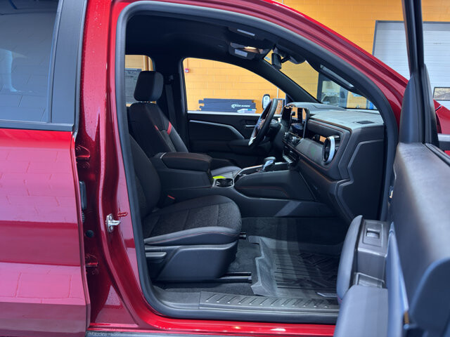 2023 Chevrolet Colorado in Burlington, WI 53105 - 18127420 18