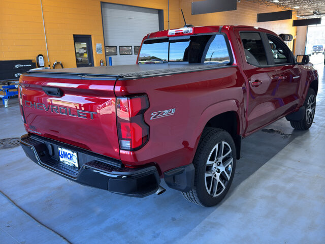 2023 Chevrolet Colorado in Burlington, WI 53105 - 18127420 5