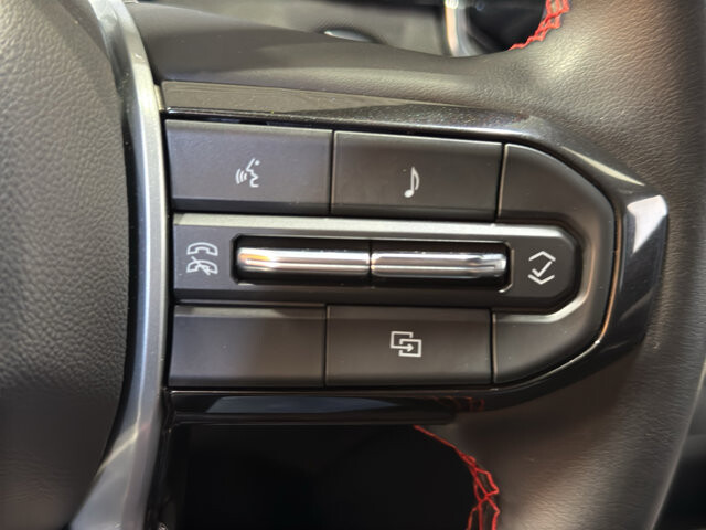 2023 Chevrolet Colorado in Burlington, WI 53105 - 18127420 26