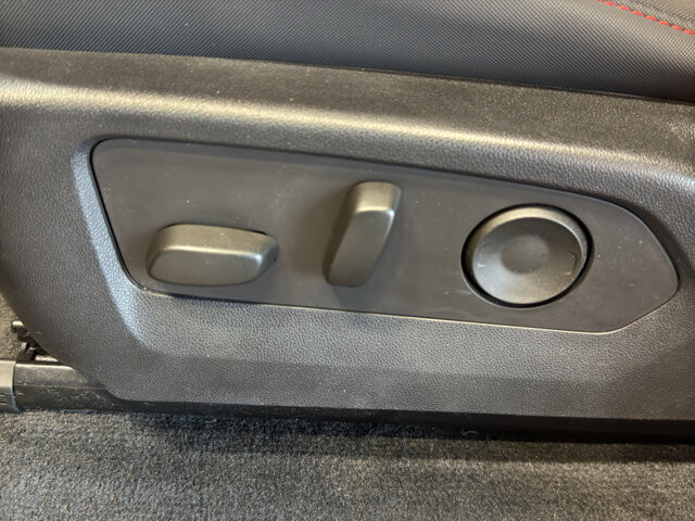 2023 Chevrolet Colorado in Burlington, WI 53105 - 18127420 15