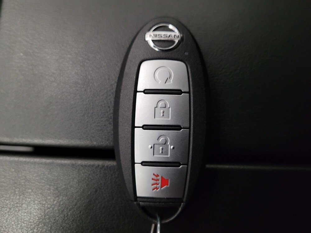 2023 Nissan Rogue in Riverside, CA 92504 - 18127439 32