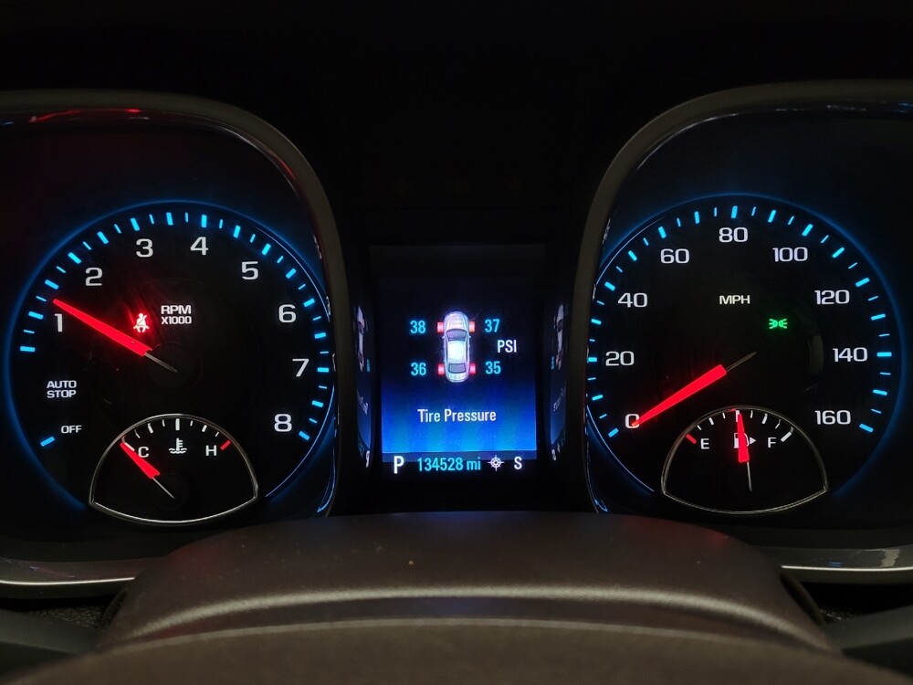 2016 Chevrolet Malibu in Torrance, CA 90504 - 18127440 23