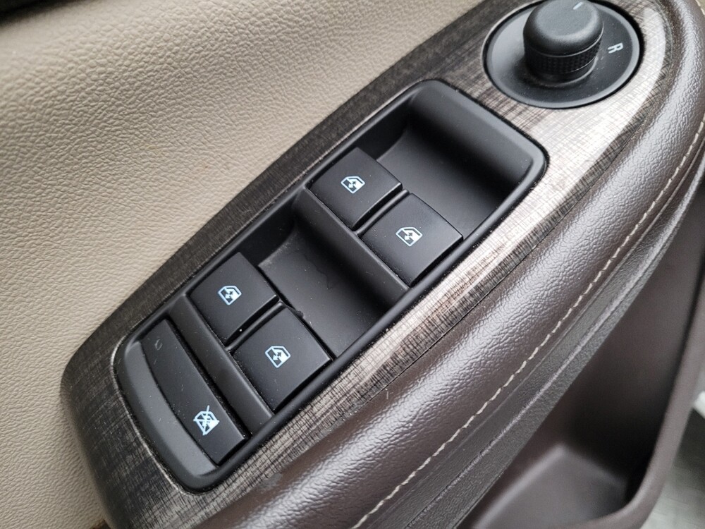 2016 Chevrolet Malibu in Torrance, CA 90504 - 18127440 27