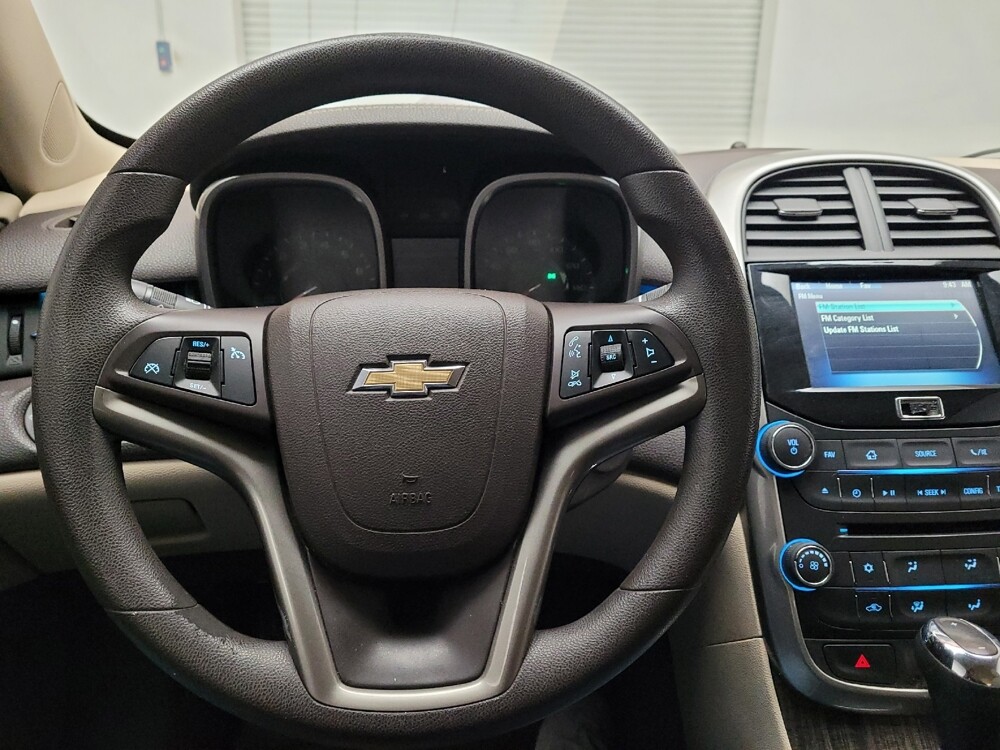 2016 Chevrolet Malibu in Torrance, CA 90504 - 18127440 22