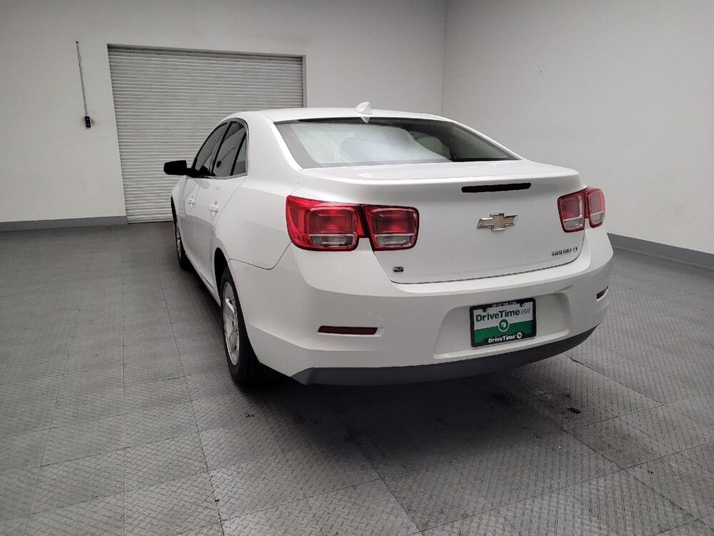 2016 Chevrolet Malibu in Torrance, CA 90504 - 18127440 6
