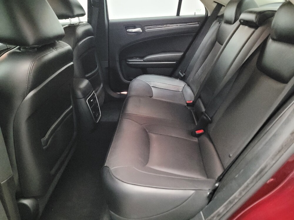 2019 Chrysler 300 in Riverside, CA 92504 - 18127442 18