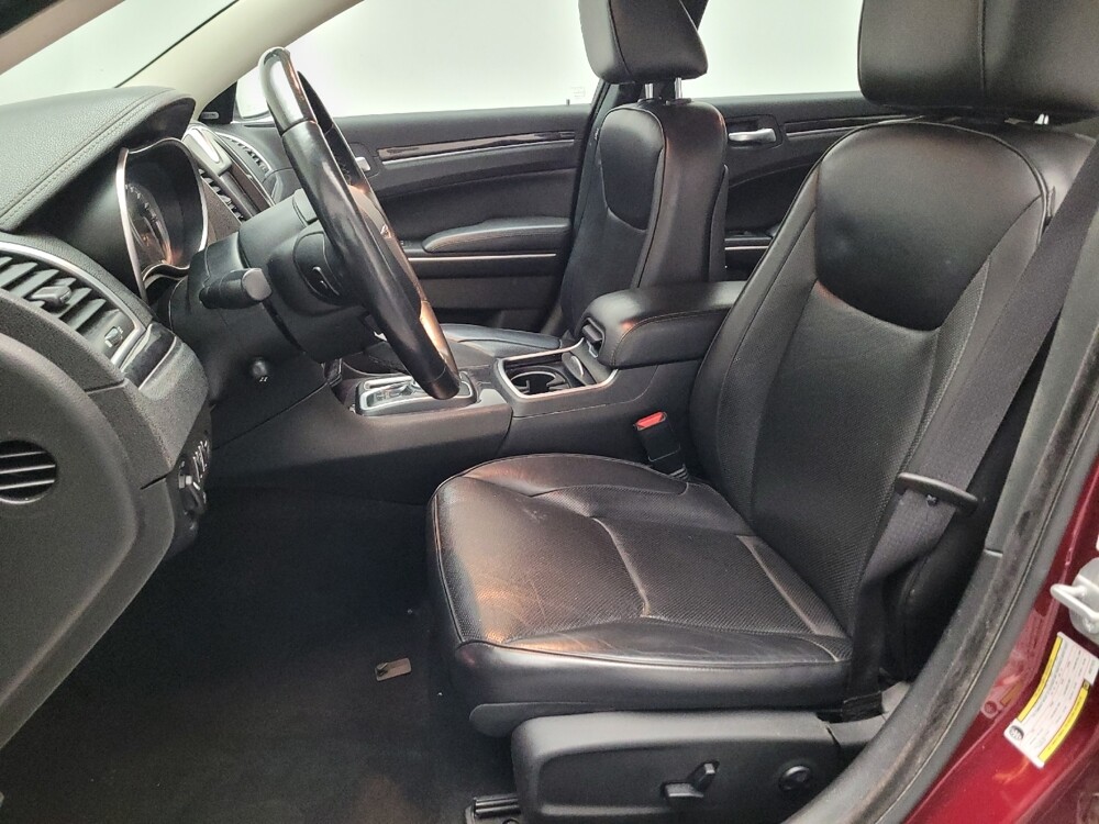 2019 Chrysler 300 in Riverside, CA 92504 - 18127442 17