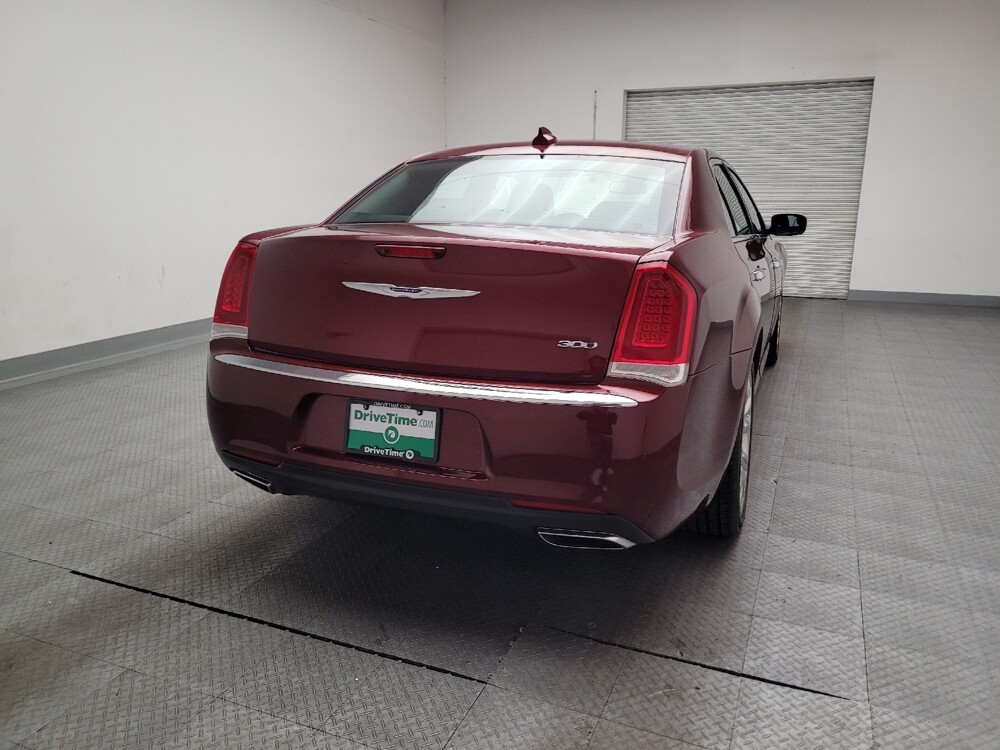 2019 Chrysler 300 in Riverside, CA 92504 - 18127442 7