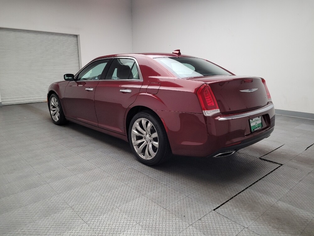 2019 Chrysler 300 in Riverside, CA 92504 - 18127442 5