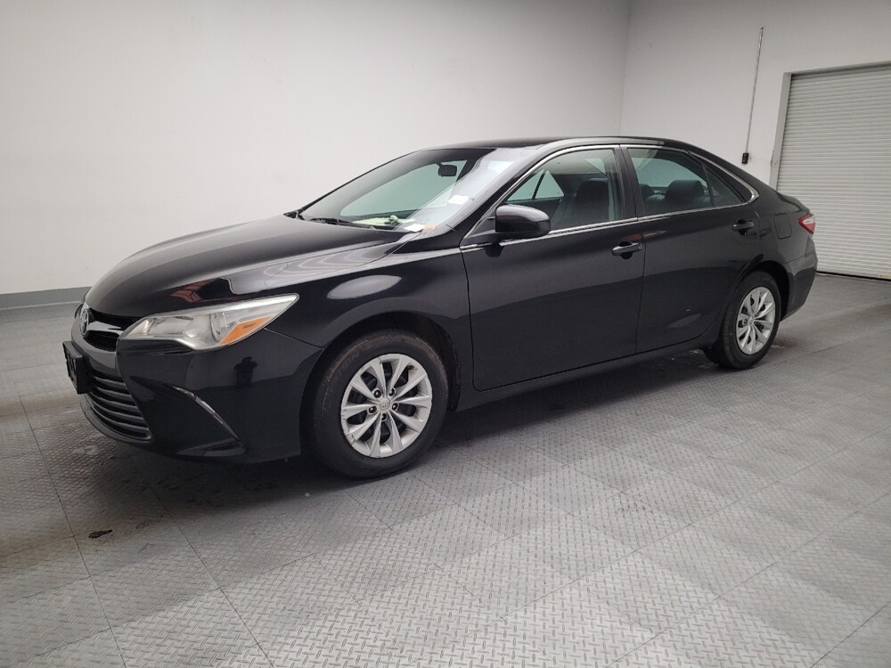 2015 Toyota Camry in Fresno, CA 93726 - 18127443 2