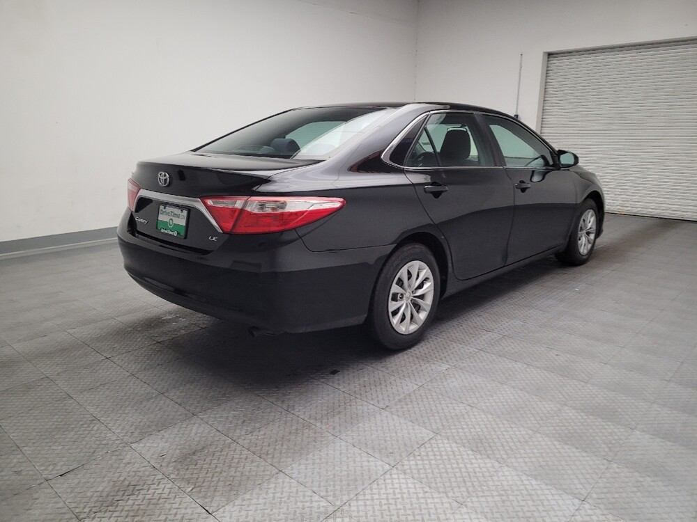 2015 Toyota Camry in Fresno, CA 93726 - 18127443 9