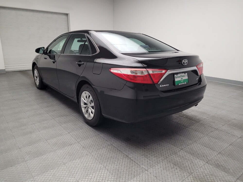 2015 Toyota Camry in Fresno, CA 93726 - 18127443 5