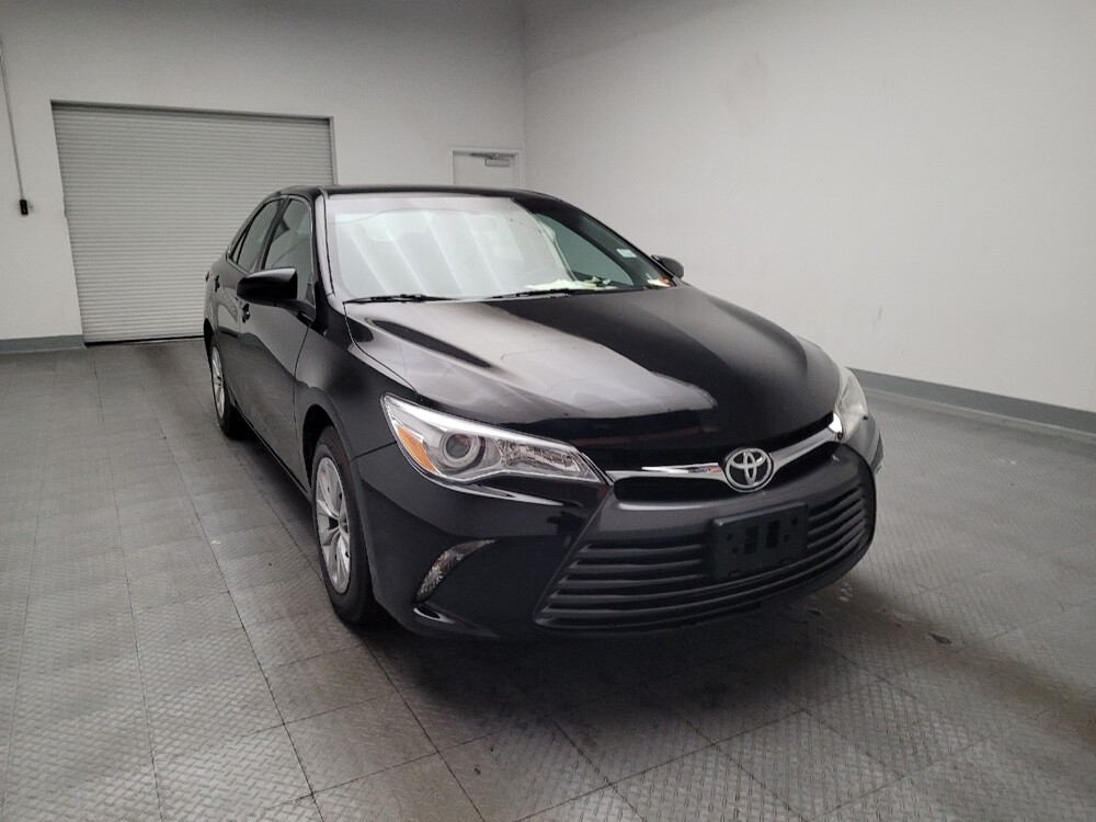 2015 Toyota Camry in Fresno, CA 93726 - 18127443 14