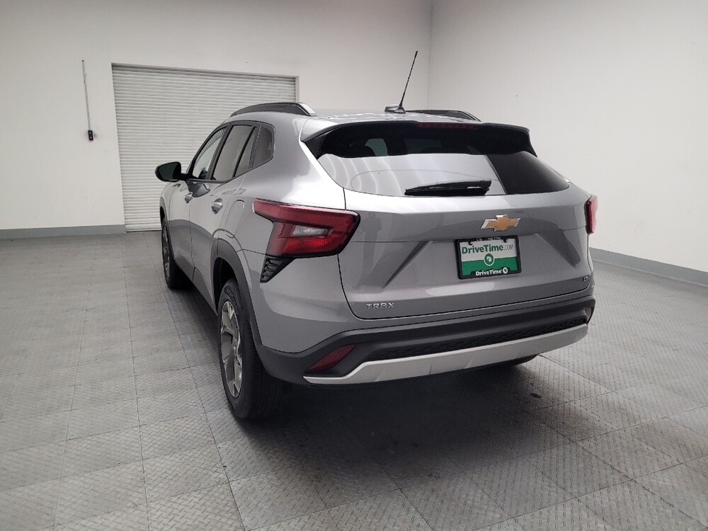 2025 Chevrolet Trax in Sacramento, CA 95821 - 18127447 6