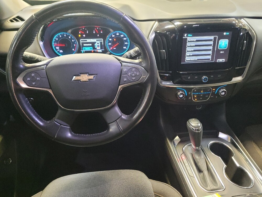 2019 Chevrolet Traverse in Riverside, CA 92504 - 18127458 22