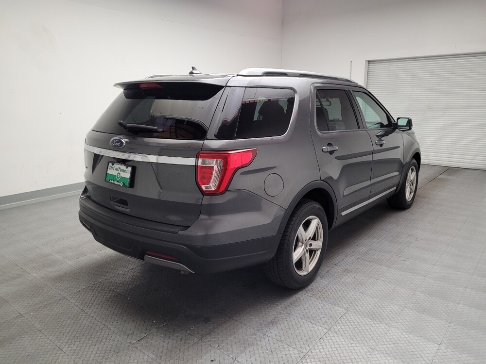 2019 Ford Explorer in Fresno, CA 93726 - 18127459 9