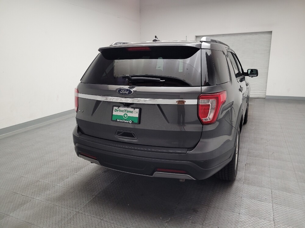 2019 Ford Explorer in Fresno, CA 93726 - 18127459 7