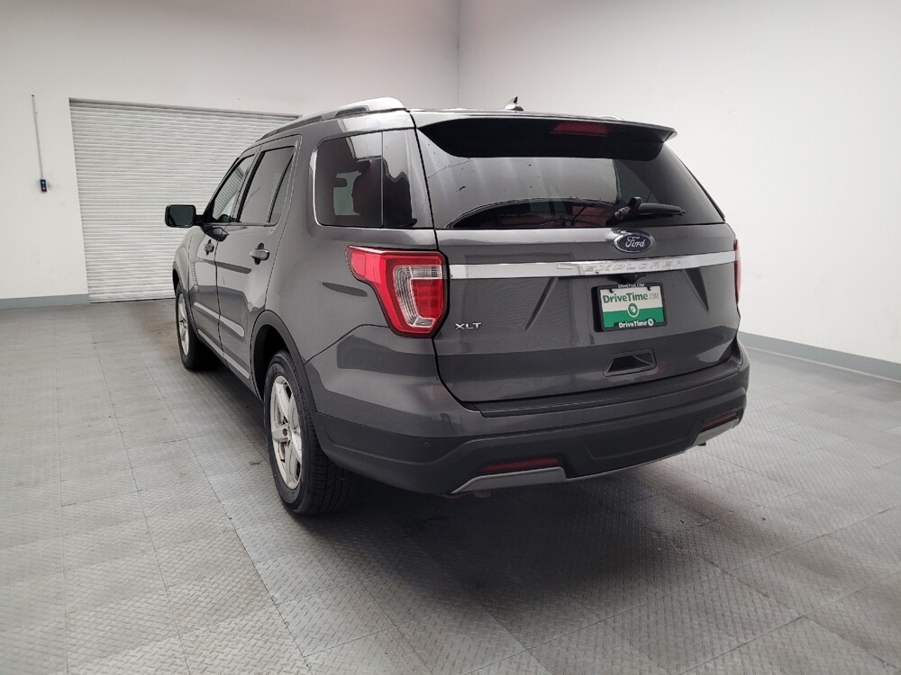 2019 Ford Explorer in Fresno, CA 93726 - 18127459 6