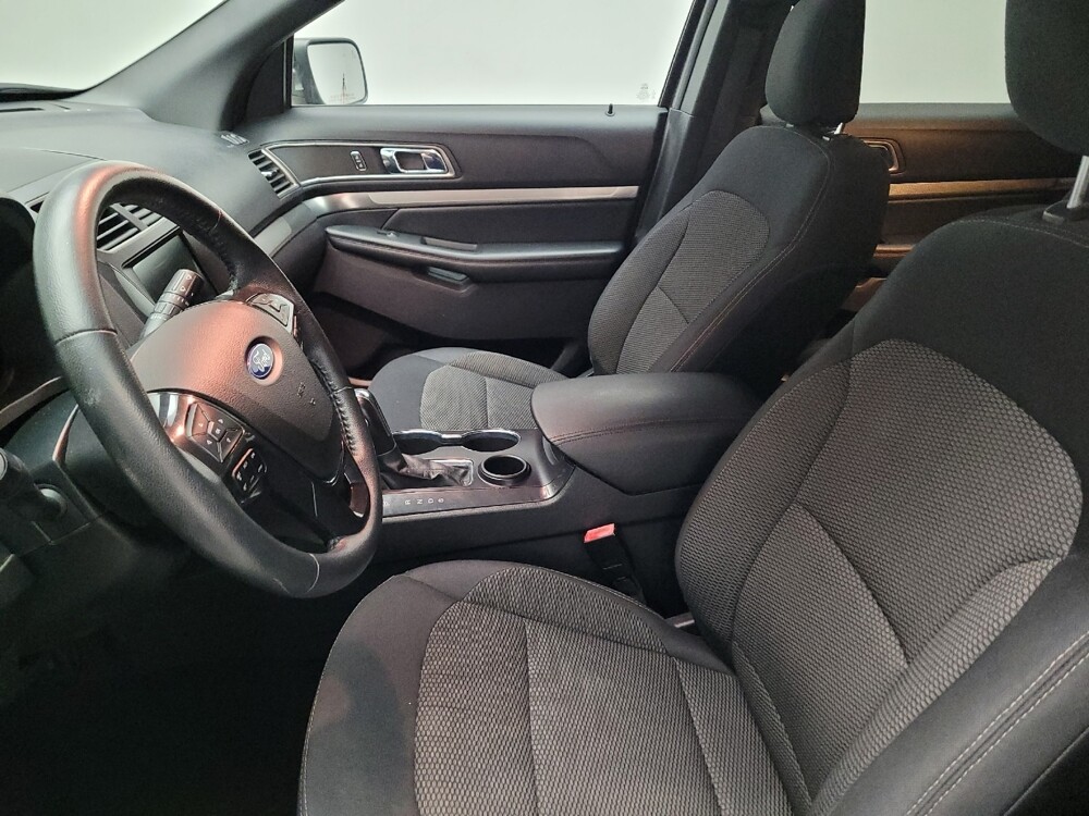 2019 Ford Explorer in Fresno, CA 93726 - 18127459 17