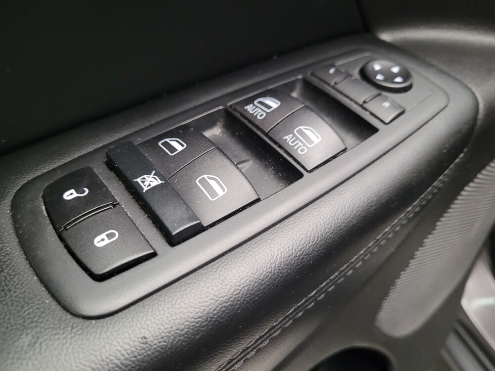 2020 Jeep Grand Cherokee in Montclair, CA 91763 - 18127462 27