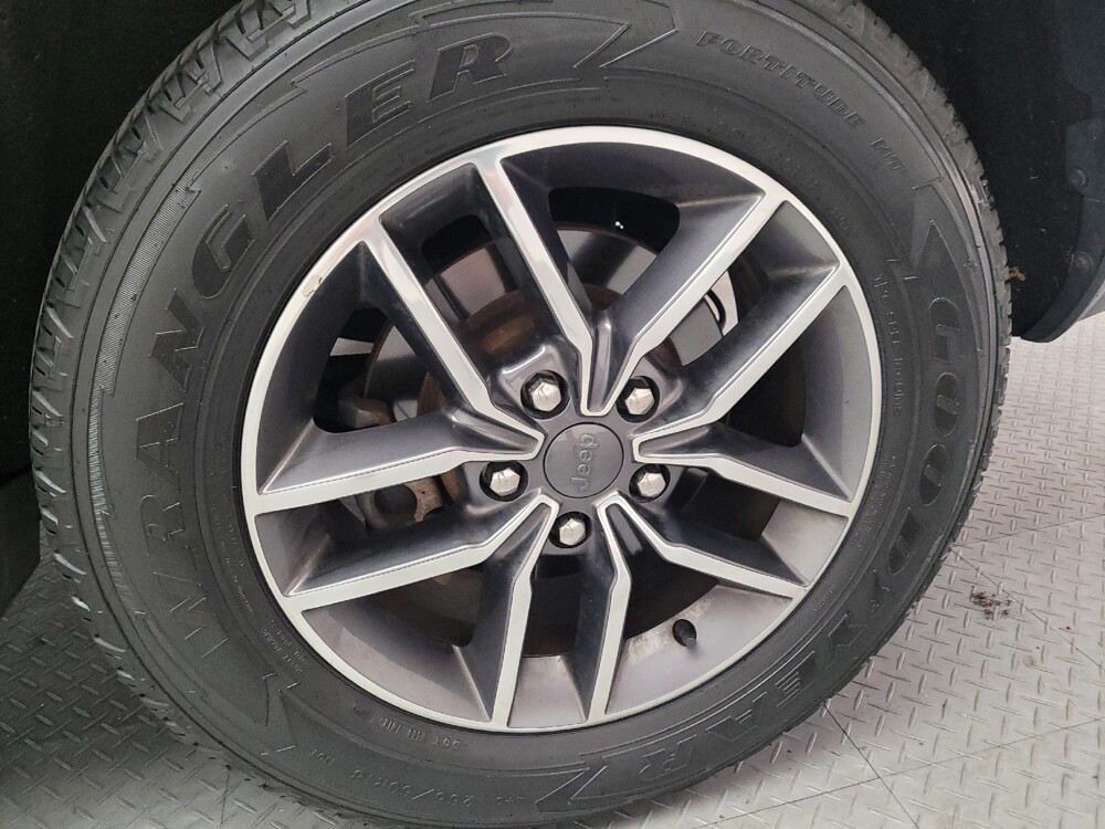 2020 Jeep Grand Cherokee in Montclair, CA 91763 - 18127462 31