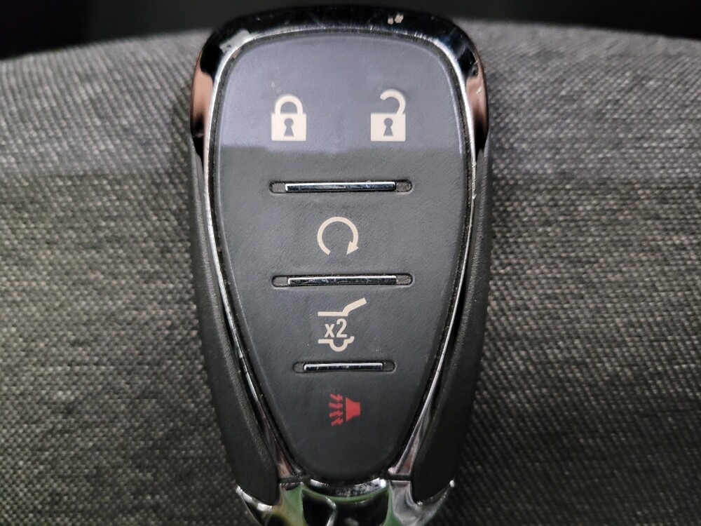 2023 Chevrolet Equinox in Downey, CA 90241 - 18127463 32