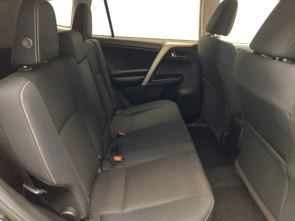 2018 Toyota RAV4 in Marietta, GA 30062 - 18127465 19