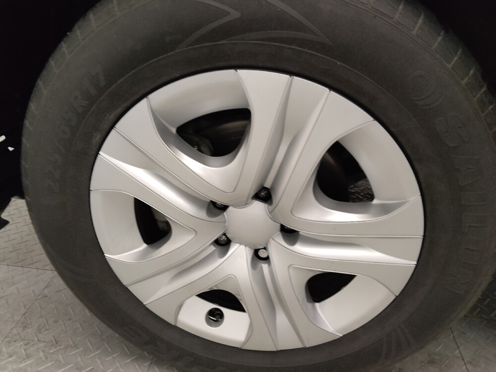 2018 Toyota RAV4 in Marietta, GA 30062 - 18127465 31