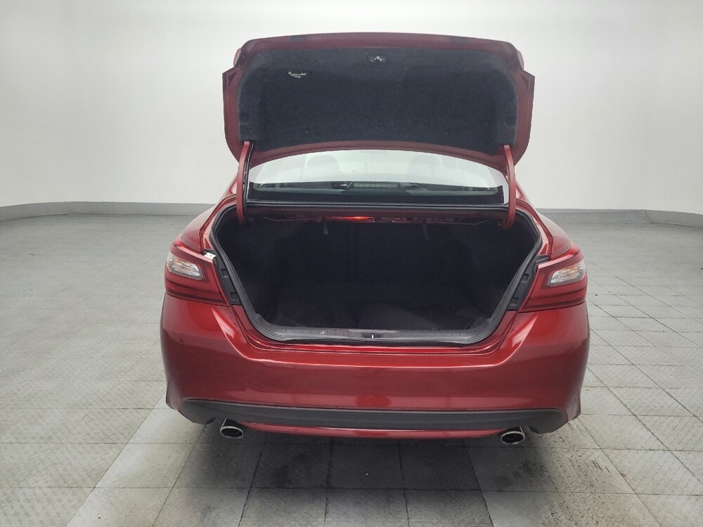 2018 Nissan Altima in Knoxville, TN 37923 - 18127476 29