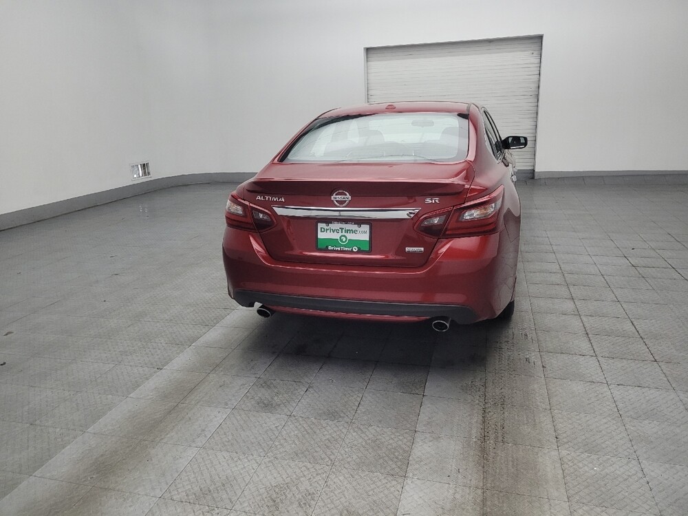 2018 Nissan Altima in Knoxville, TN 37923 - 18127476 7