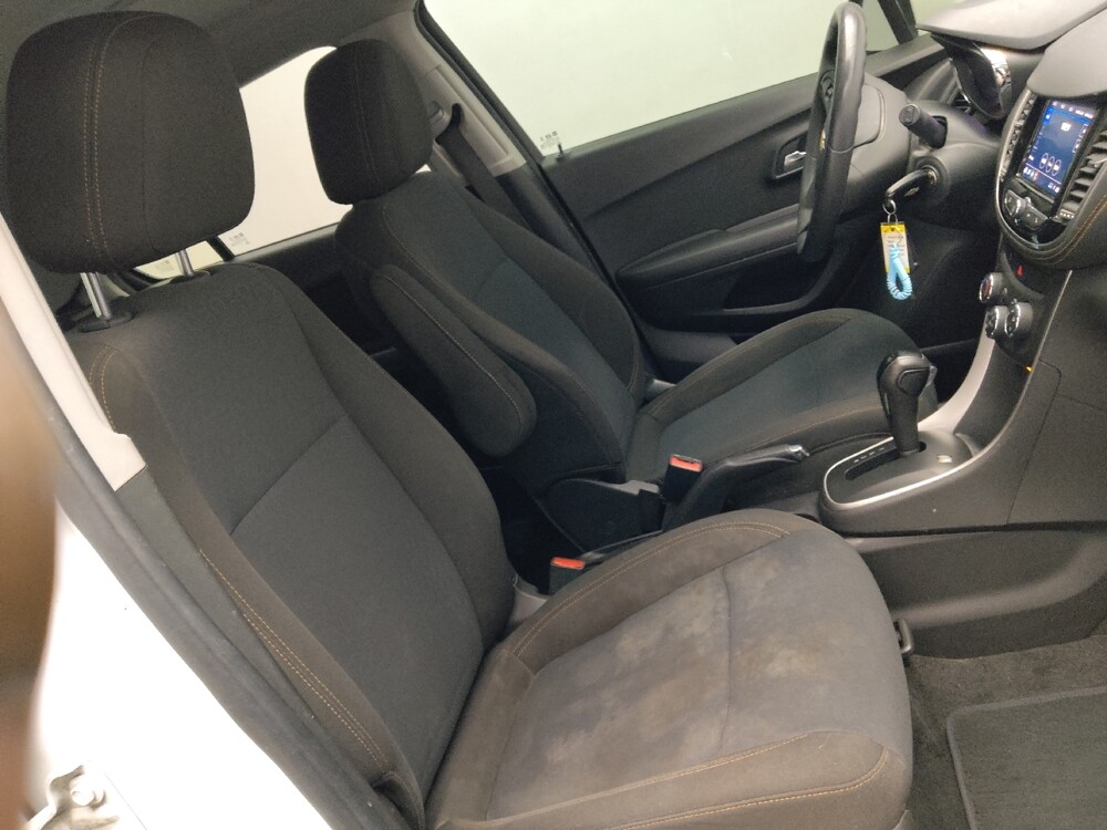 2020 Chevrolet Trax in Marietta, GA 30062 - 18127481 21