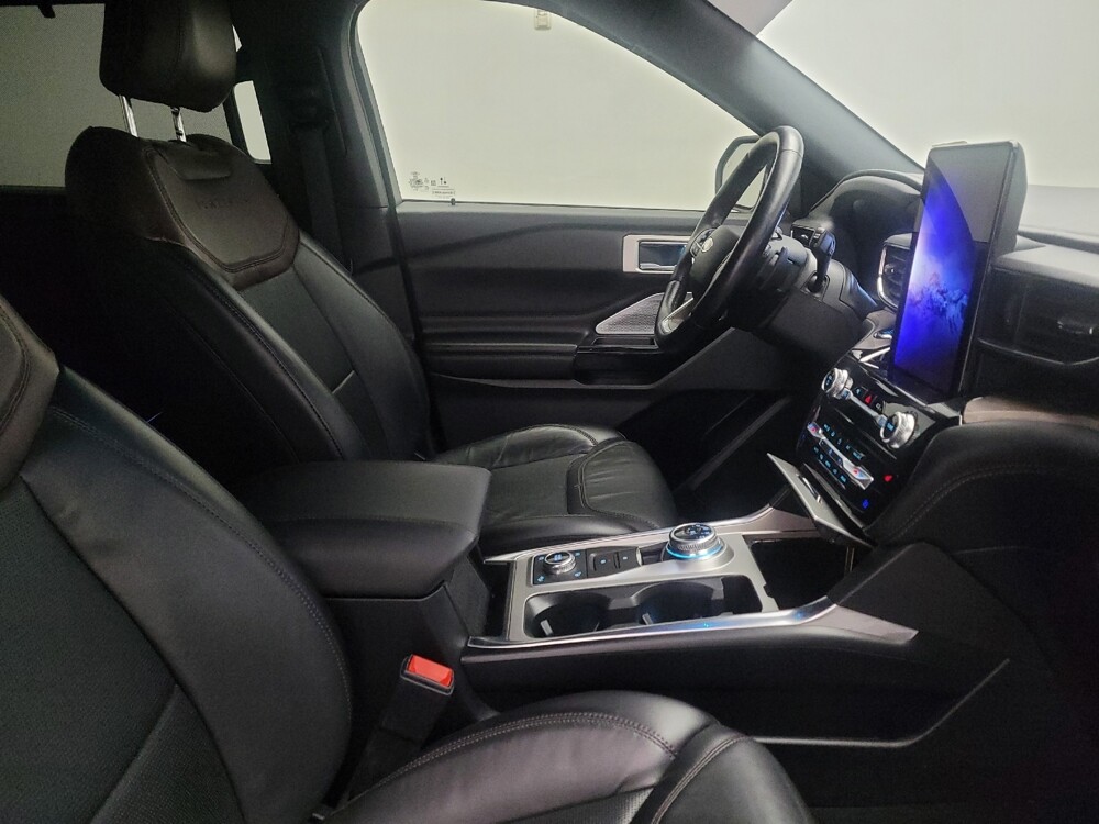 2021 Ford Explorer in Live Oak, TX 78233 - 18127486 21