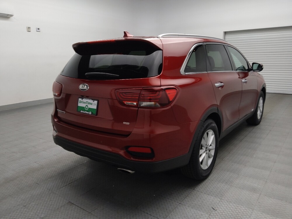 2019 Kia Sorento in Arlington, TX 76011 - 18127490 9