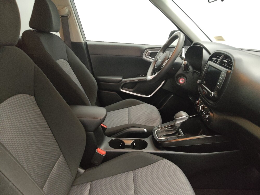 2025 Kia Soul in Tulsa, OK 74145 - 18127491 21
