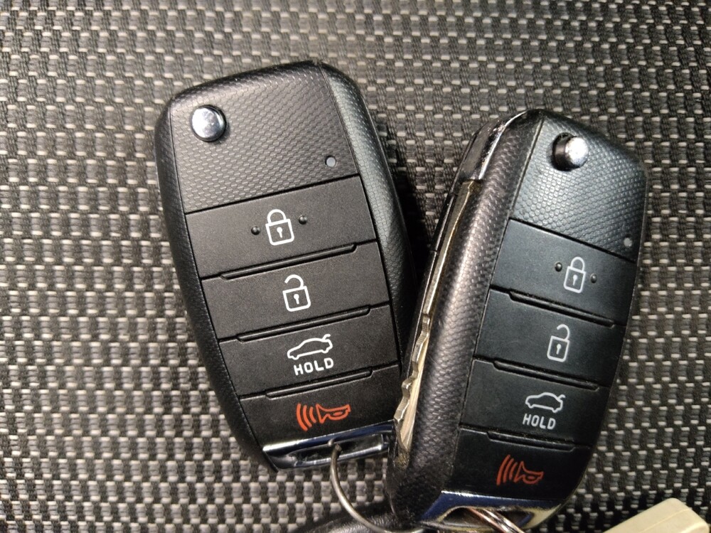 2017 Kia Forte in Tulsa, OK 74145 - 18127493 32