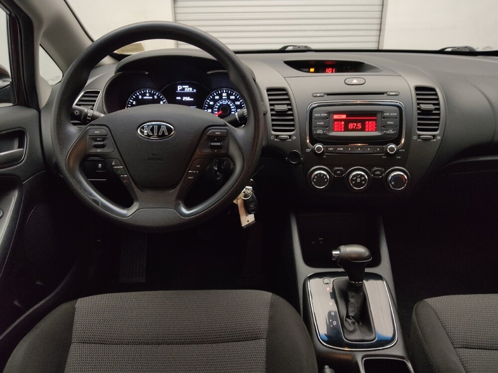 2017 Kia Forte in Tulsa, OK 74145 - 18127493 22